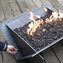 Load image into Gallery viewer, 30" Stahl Gas Fire Pit - Natural Gas
